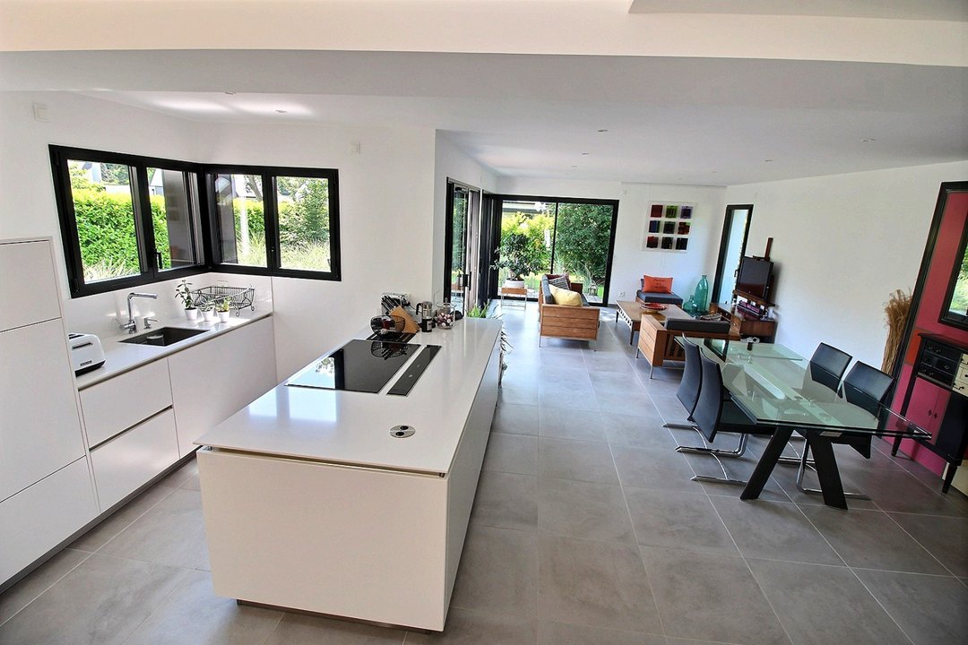 /picture/helios/116215201/59 GEORGES/7_2025-11-30CET00h00-12.jpg